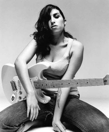 Amy Winehouse Wallpapers and Pictures 