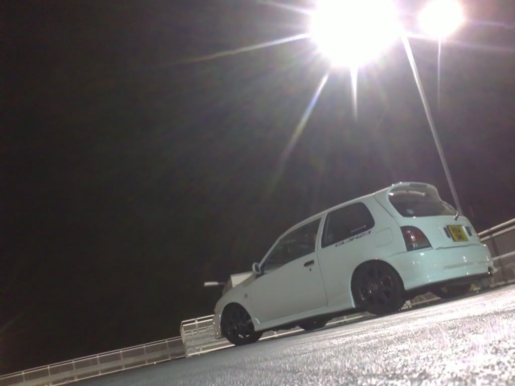 28042011300.jpg