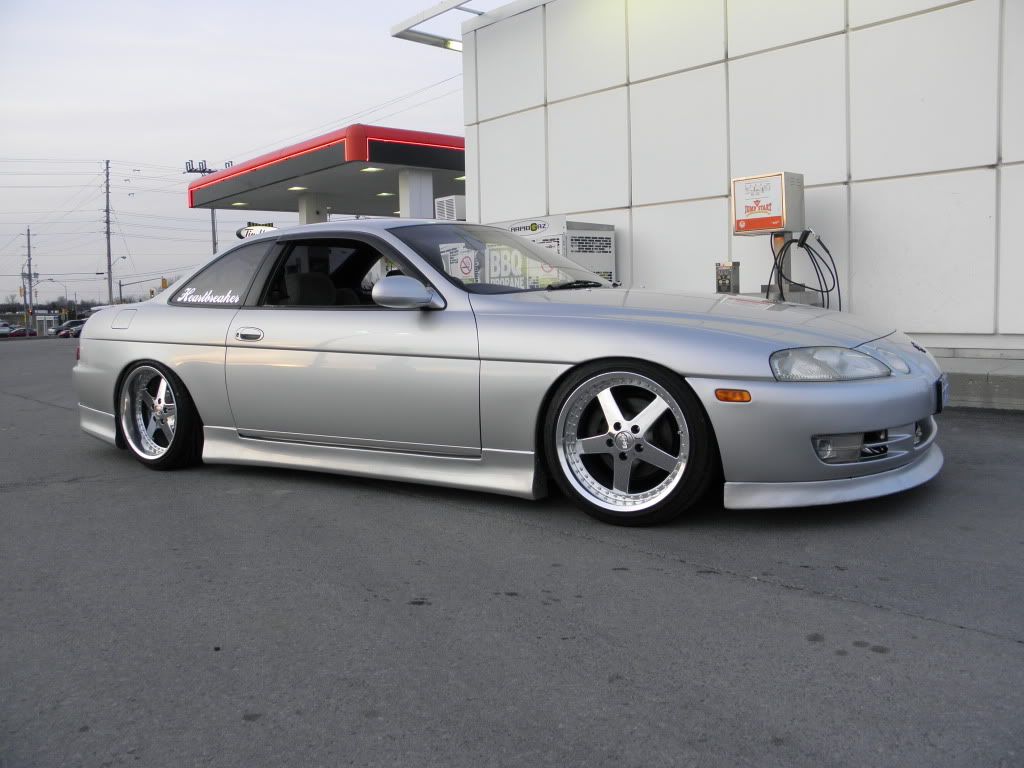 http://i156.photobucket.com/albums/t18/slide_junkie/Toyota%20Soarer/P4150021.jpg