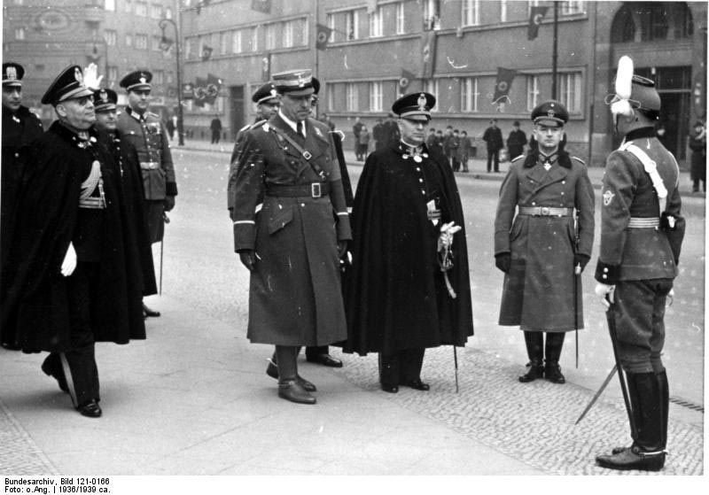 Bundesarchiv_Bild_121-0166_Berli-1.jpg