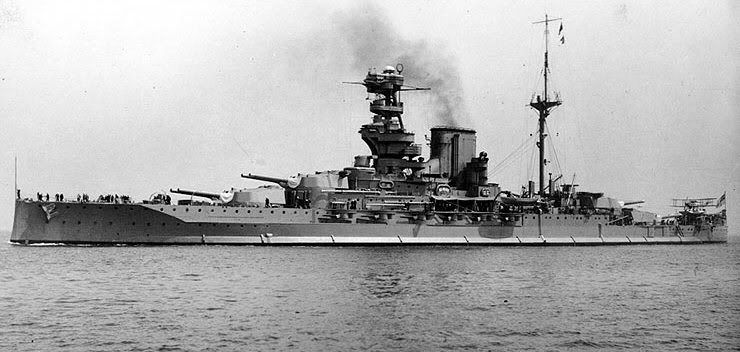 HMS_Valiant_1914-1.jpg