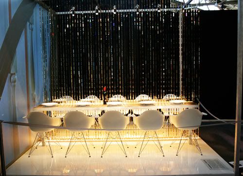 DIFFA 2010, DIFFA 2010 photos, modern design, modern table tops, entertain, modern chic table top