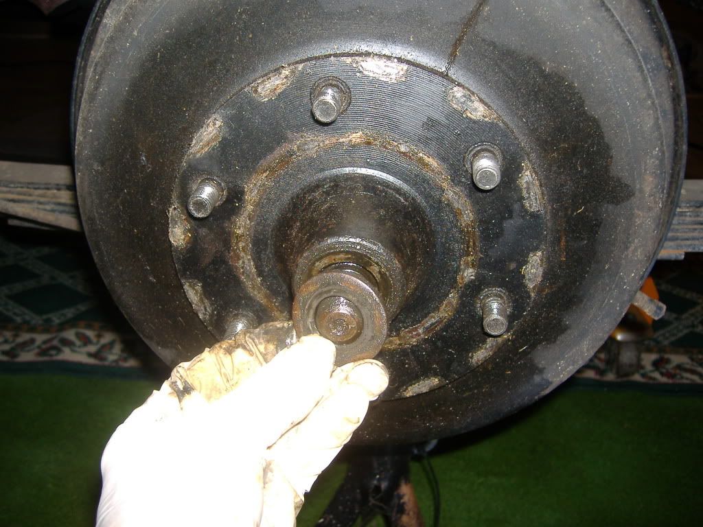 [Linked Image from i156.photobucket.com]