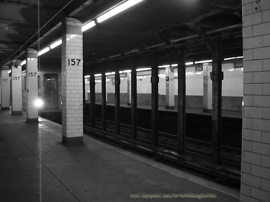 subway157incomming1train