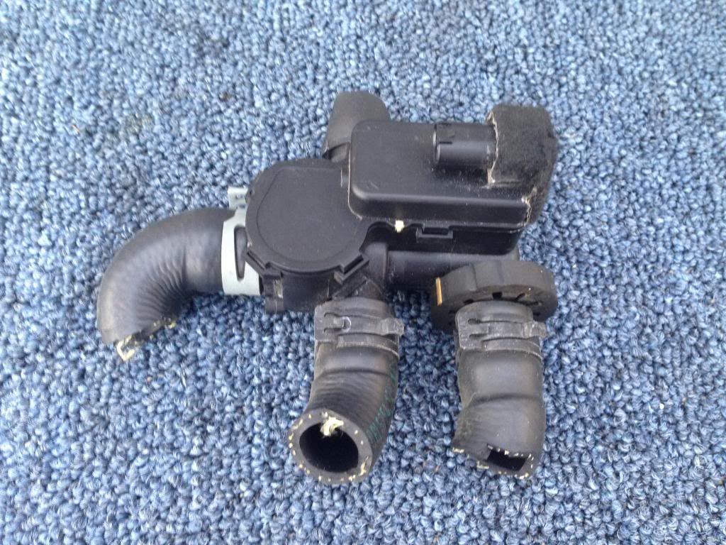 MERCEDES W221 S550 S600 Heater Control Valve Module 2308300084 OEM